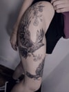 Tatouage Corbeaux sur cuisse